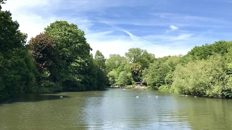 Foto de Mixed Bathing Pond