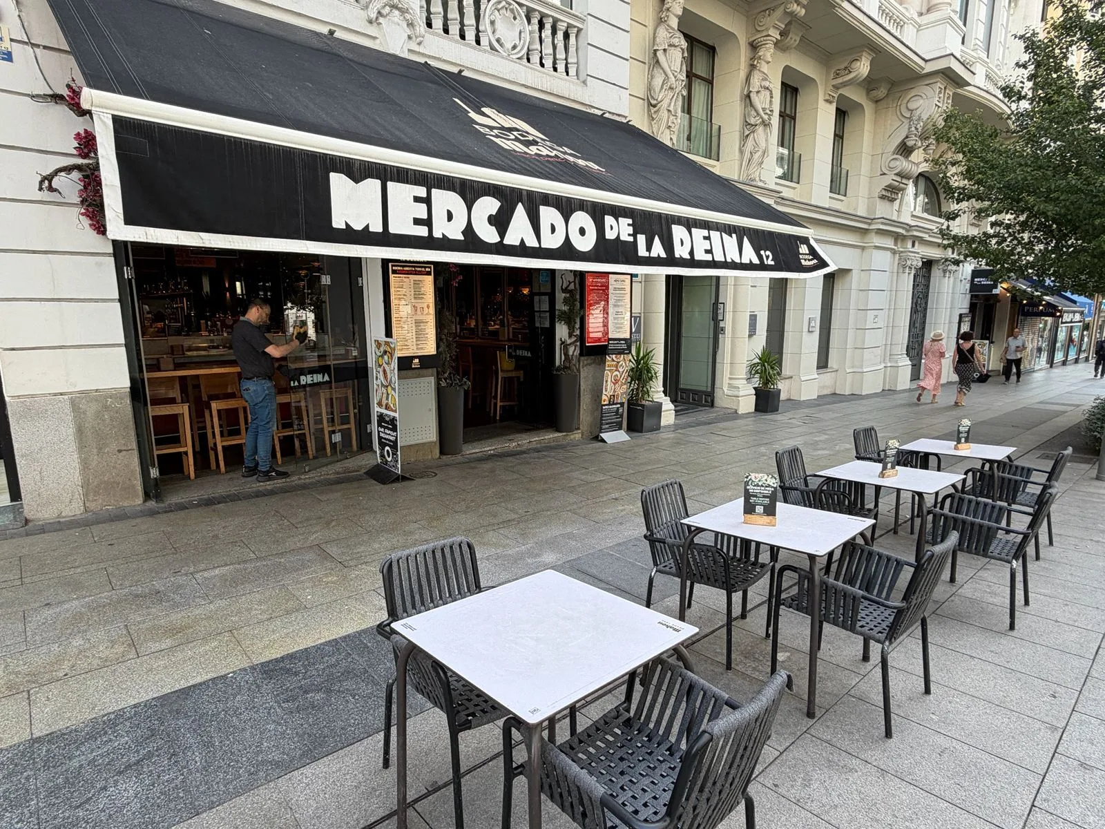 Foto de Mercado de la Reina 12