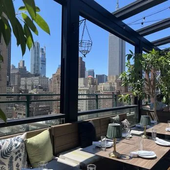 Foto de Vintage Green Rooftop