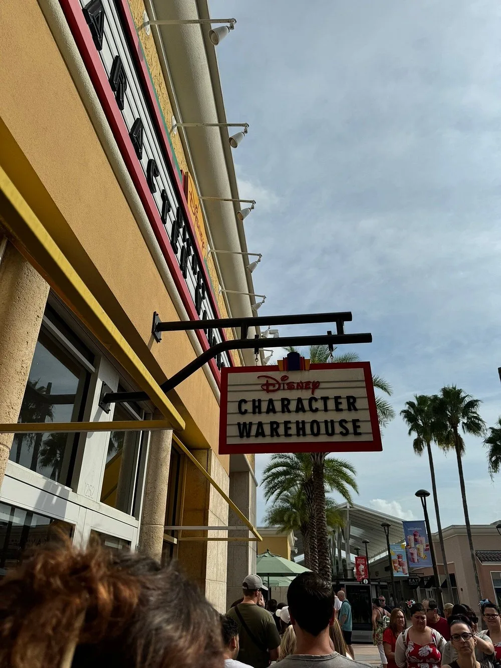 Foto de Disney's Character Warehouse