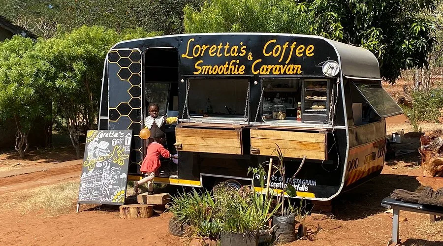 Foto de THE Victoria Falls Coffee Caravan